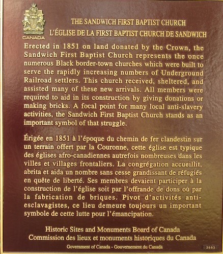 Bronze plaque describing the Sandwich First Baptist Church